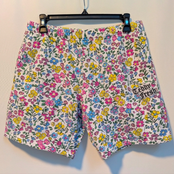 Teddy Fresh Pants - Teddy Fresh Grandma's Flowers White Floral Cotton Sweat Shorts Size Small